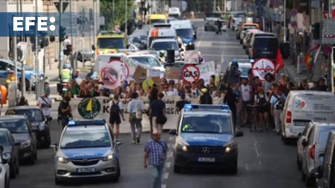 Activistas marchan en Berlín para protestar contra las perforaciones de gas