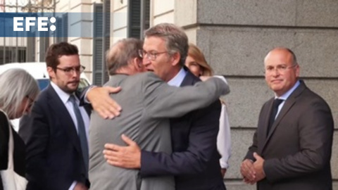 Feijóo despide al opositor venezolano Edmundo González tras su reunión en el Congreso