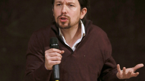 El secretario general de Podemos, Pablo Iglesias, durante su intervención en el debate sobre el papel de las confluencias en el espacio político del cambio celebrado en Madrid. EFE/Mariscal