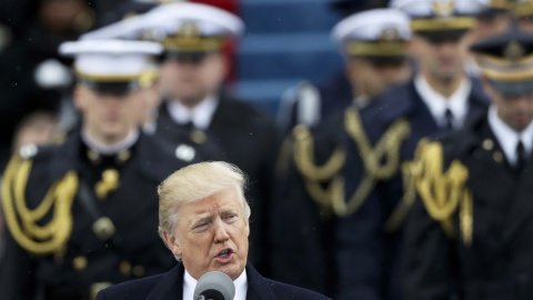 Donald Trump durante su primer discurso tras jurar su cargo de presidente de EEUU. REUTERS/Carlos Barria