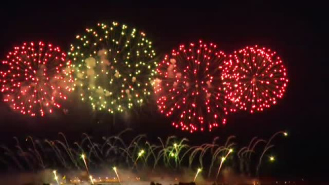  Barcelona recibe el 2021 con fuegos artificiales desde Montjuïc