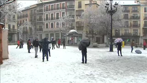 Llegan las nevadas a la zona centro