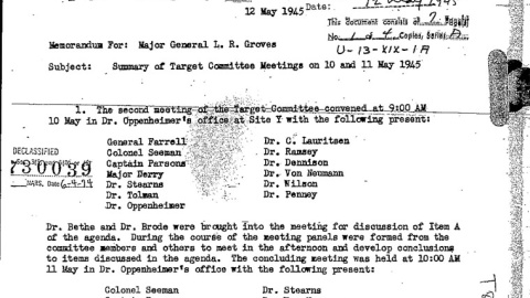 Portada del memorando secreto de la 2ª reunión del Comité de Objetivos para la bomba atómica, 10-11/05/1945