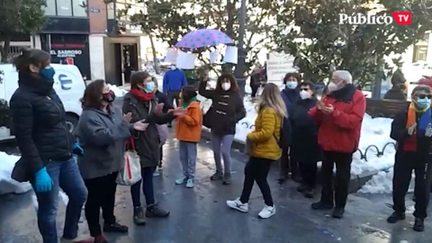 Familias de Madrid piden la "reapertura inmediata" de los colegios