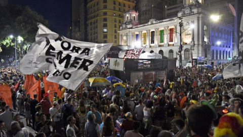 El grupo de grupo de carnaval 'Fora Temer' desfilarán en Cinelandia, en el centro de Río de Janeiro. AFP/Joao Paulo Engelbrecht