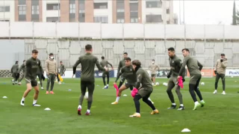 El Atlético continúa preparando su defensa del liderato