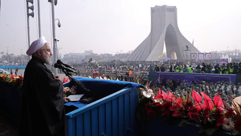 El presidente de Iran, Hassan Rouhani, habla durante el acto de celebración de la Revolución Islámica de 19790, en Tehrran. REUTERS