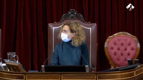 Batet reprende a diputados del PP: "No se escondan tras las mascarillas"