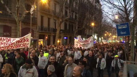 Trabajadores de Nissan se concentran en Barcelona