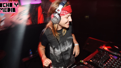 Marta Fierro aka Eme DJ.