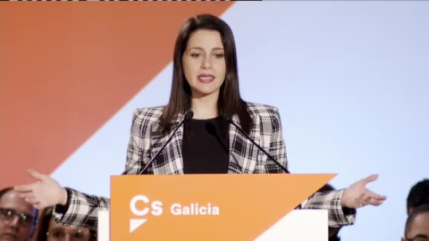 Arrimadas: "Lo único que hemos recibido del PP en Galicia es una oferta de absorción"