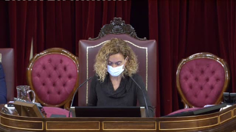 Diputados de la ultraderecha gritan "que se besen, que se besen" tras el apoyo del PP al nuevo Consejo de RTVE