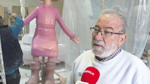 Artistas "a tope" para ultimar los monumentos a un mes de Fallas