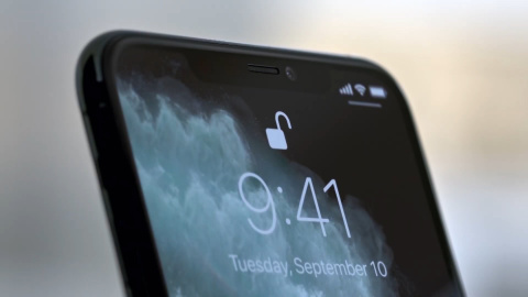 iOS 14.5 permitirá desbloquear el iPhone con Face ID usando un Apple Watch