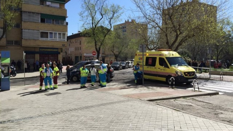 Un hombre dispara con una escopeta en la pierna a su pareja y se atrinchera en su casa. Europa Press