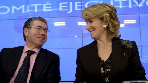 Esperanza Aguirre y Francisco Granados, en una imagen de archivo de una reunión del PP. EFE/Ballesteros