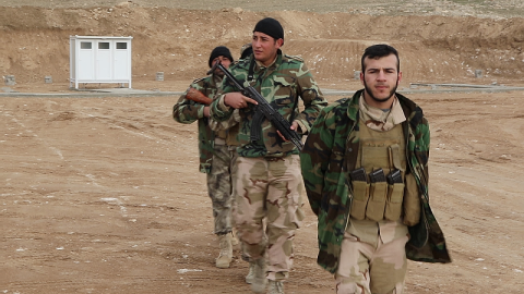 Milicianos del NPU en el campo de entrenamiento de Alqosh. Ferran Barber