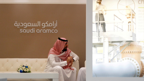 El stand de la petrolera estatal saudí Aramco  en la feria Petrotech 2016, en Bahréin. REUTERS/Hamad I Mohammed