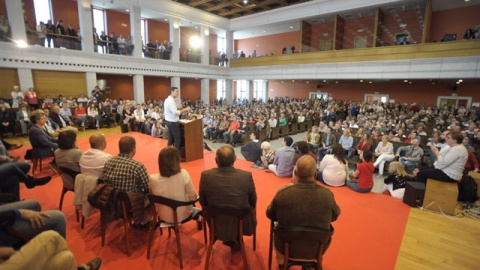 El precandidato a las primarias del PSOE, Pedro Sánchez, en un acto político en Cantabria. E.P.