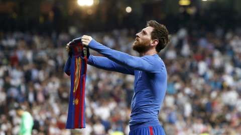 El crack argentino Leo Messi celebra la puntilla frente al Real Madrid.- EFE