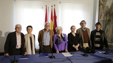 El Comisionado de la Memoria Histórica, presidido por Paca Sauquillo, en la presentación de su informe /EUROPA PRESS