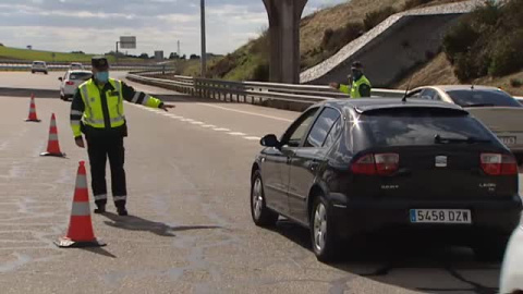 Se intensifican los controles en carretera en el puente de San José