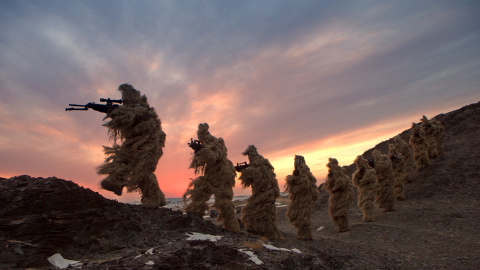 Especial entrenamiento de los soldados pertenecientes al Ejército Popular de Liberación (EPL) del Cuerpo de la Marina en la base de Bayingol, Comunidad Autónoma de Xinjiang Uighur. REUTERS/Stringer