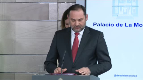 Ábalos dice que la movilidad queda "condicionada" para reducir el riesgo de contagio