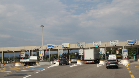 Peajes de la autopista italiana A4, controlada por Abertis.