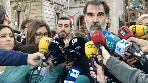 El president d'Òmnium, Jordi Cuixart, davant el TSJC. EUROPA PRESS