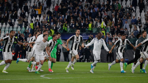 Los jugadores de la Juventus celebran su pase a la final de la Champions. /REUTERS