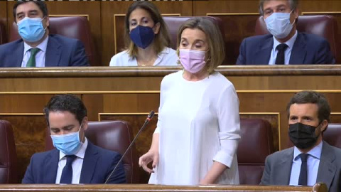 Carmen Calvo insta al PP: "Valientes, miren a los catalanes a la cara y díganles que tienen alguna salida para este país"