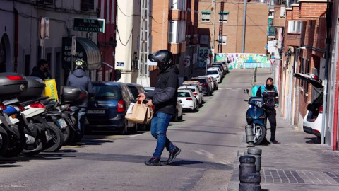 ¿Qué son las cocinas fantasma y cómo afectan a tu barrio?