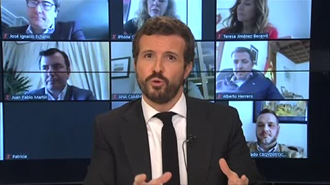 Casado afirma que una reedición de los Pactos de la Moncloa podría suponer "un cambio de régimen encubierto"