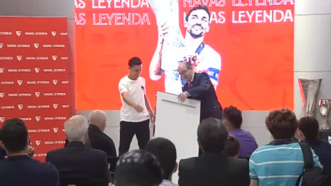 Navas: "Doy las gracias a Monchi porque ha estado ahí siempre en todos los momentos, en los duros y en los buenos"