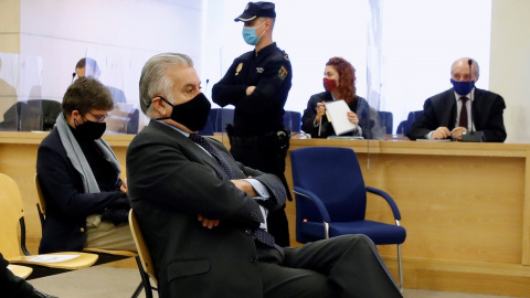 El extesorero del PP Luis Bárcenas durante el juicio por la caja 'b' del Partido Popular en una imagen del 8 de febrero de 2021.