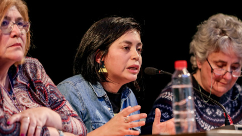 Rommy Arce, en el centro de la imagen, durante una alocución para definir la confluencia en Madrid. Imagen de archivo.