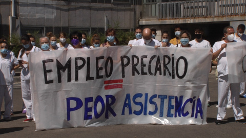 Miedo a enfermar entre los pacientes del Hospital La Paz: "El deterioro de los centros de salud hace que vengan pacientes más enfermos a Urgencias"