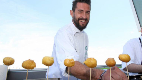 Javier Peña, cocinero y presentador del programa de TVE 'Comerse el mundo'.