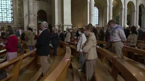 Salen a la luz en Francia al menos 216.000 casos de menores víctimas de abusos sexuales por parte de unos 3000 sacerdotes católicos.