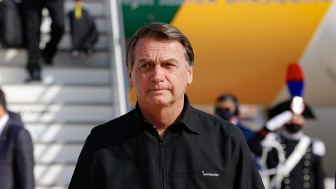 13/01/22-El presidente de Brasil, Jair Bolsonaro, llegando al Aeropuerto de Roma Ciampino Giovan Battista Pastine, antes de la Cumbre de Líderes Mundiales del G20 en Roma (29 de octubre de 2021).