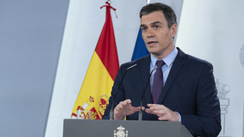 Sánchez dice que "esta tarde" se decide si se reduce la cuarentena a cinco días