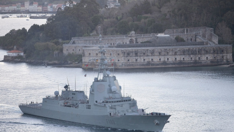 La fragata 'Blas de Lezo' en Ferrol, donde se dirige al Mar Negro, a 22 de enero de 2022, en Ferrol, A Coruña, Galicia.