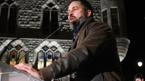 El presidente del Vox, Santiago Abascal, durante el acto electoral que celebraron el pasado jueves en la plaza de San Marcelo de León.