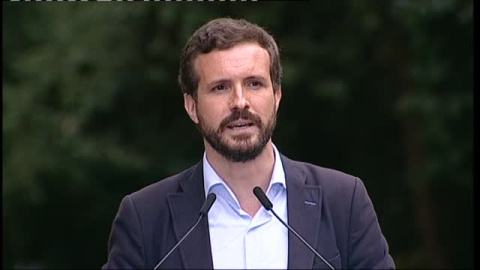 Casado exige a Sánchez un apoyo público al rey y a la monarquía