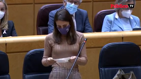 Irene Montero defiende los nuevos nombramientos de su equipo en el Ministerio de Igualdad: “Si no sabe distinguir entre un corrupto y una defensora de los derechos humanos, el problema lo tiene usted”