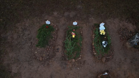 Continúa la llegada de migrantes a Polonia entre funerales