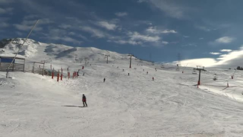 La estación de Baqueira Beret inaugura la temporada de esquí 