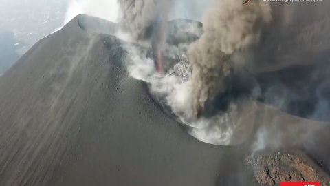 Imágenes espectaculares del volcán de La Palma, a vista de dron