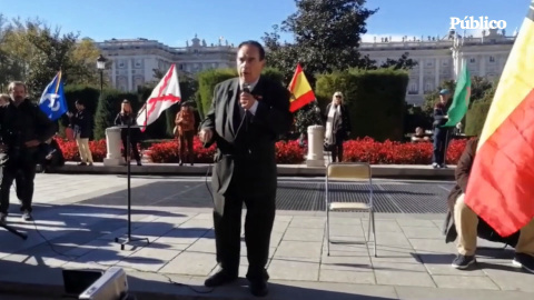 José Luis Corral, jefe del Movimiento Católico Español, celebra a Franco en el 20N: "Solamente el Generalísimo venció al comunismo"